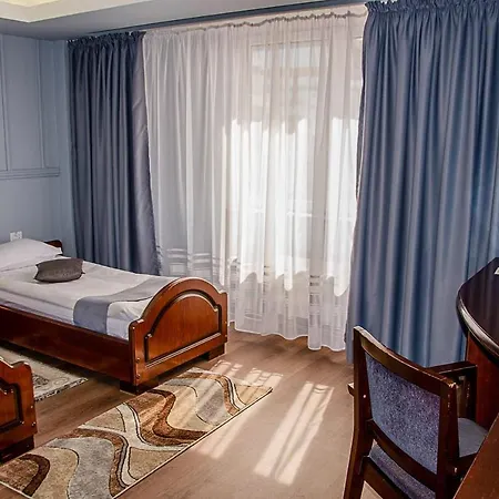 Hotel New Royal 4*